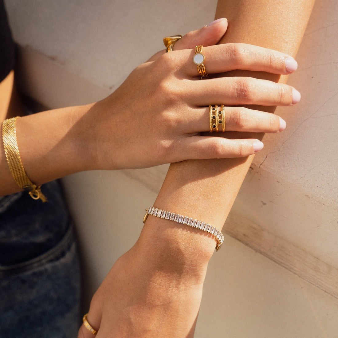 Pulseira Lock Riviera Baguete Banhado em Ouro 18K - Murano Joias