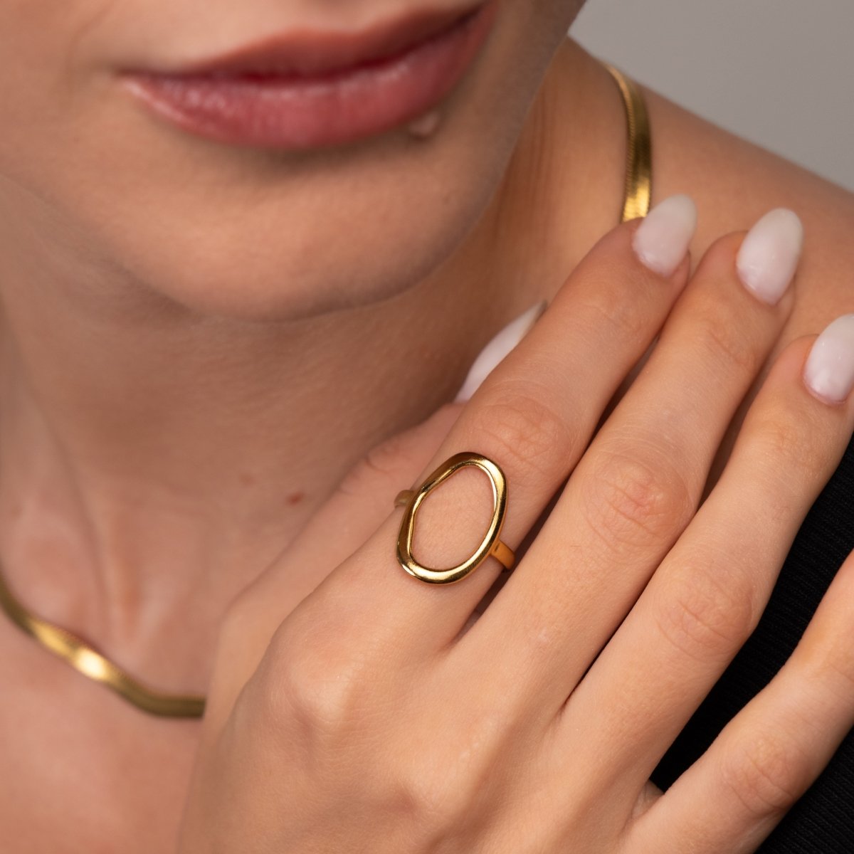 Anel Abstrato Contorno Orgânico Banhado em Ouro 18K - Murano Joias