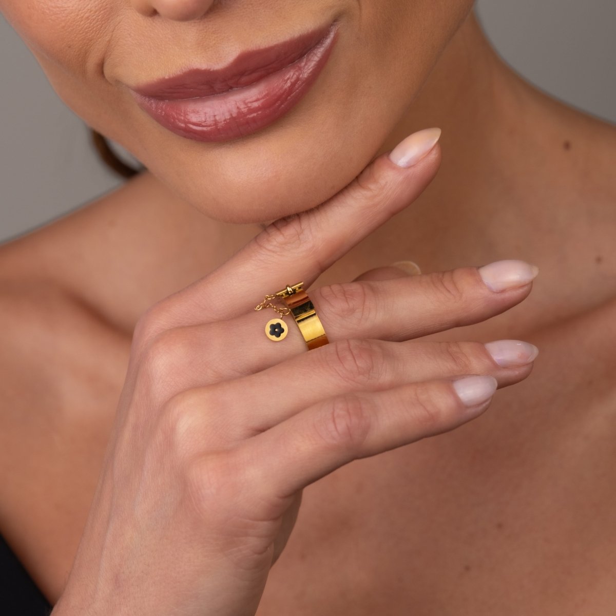 Anel Charme Banhado em Ouro 18K - Murano Joias