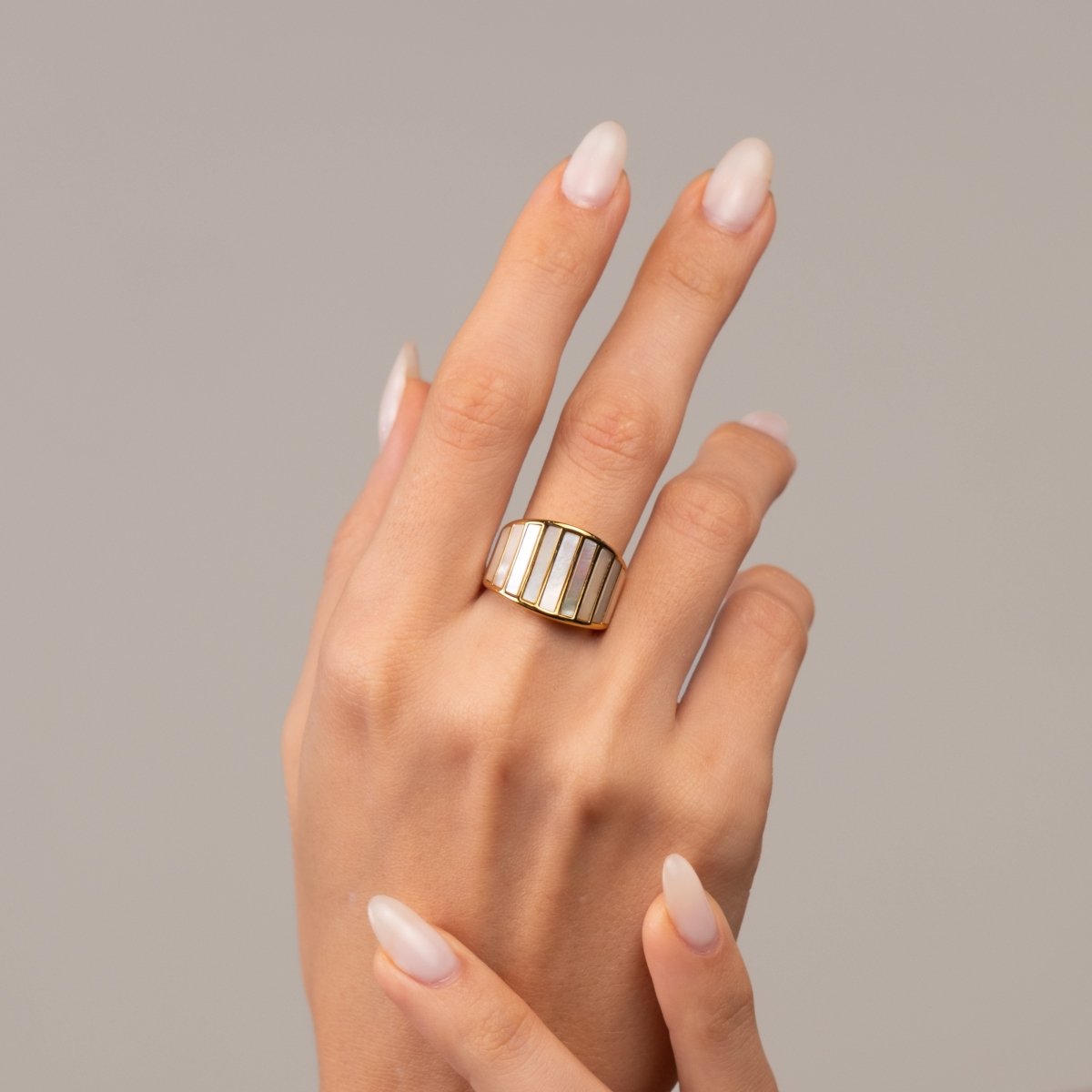 Anel Coliseu Banhado em Ouro 18k - Murano Joias