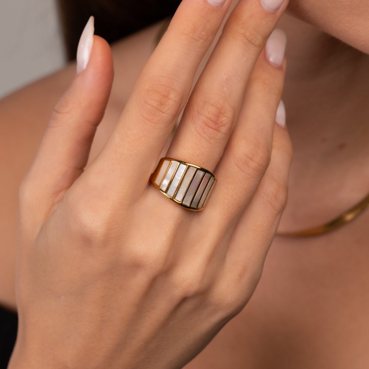Anel Coliseu Banhado em Ouro 18k - Murano Joias