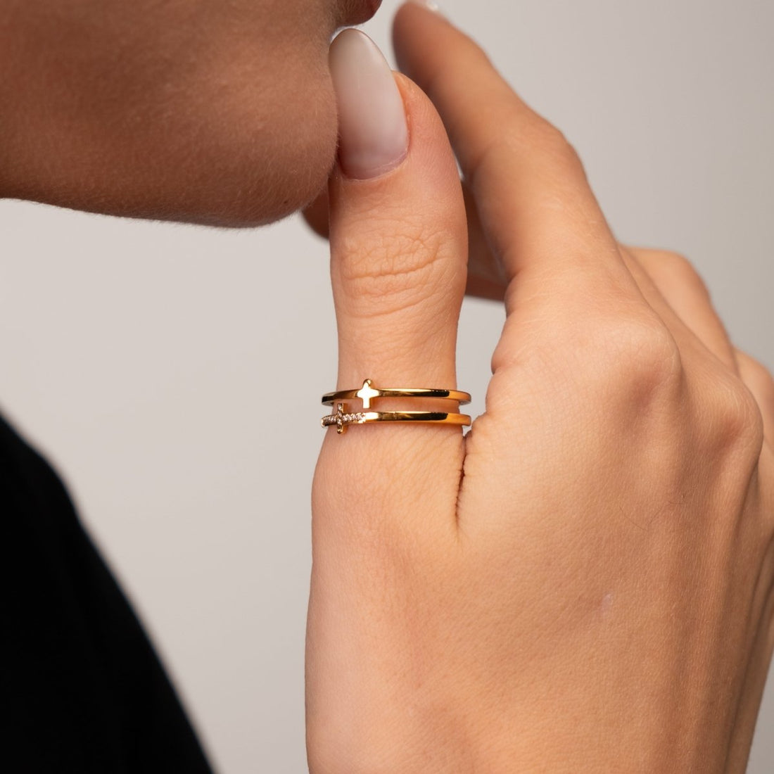 Anel Cruz Banhado em Ouro 18k - Murano Joias