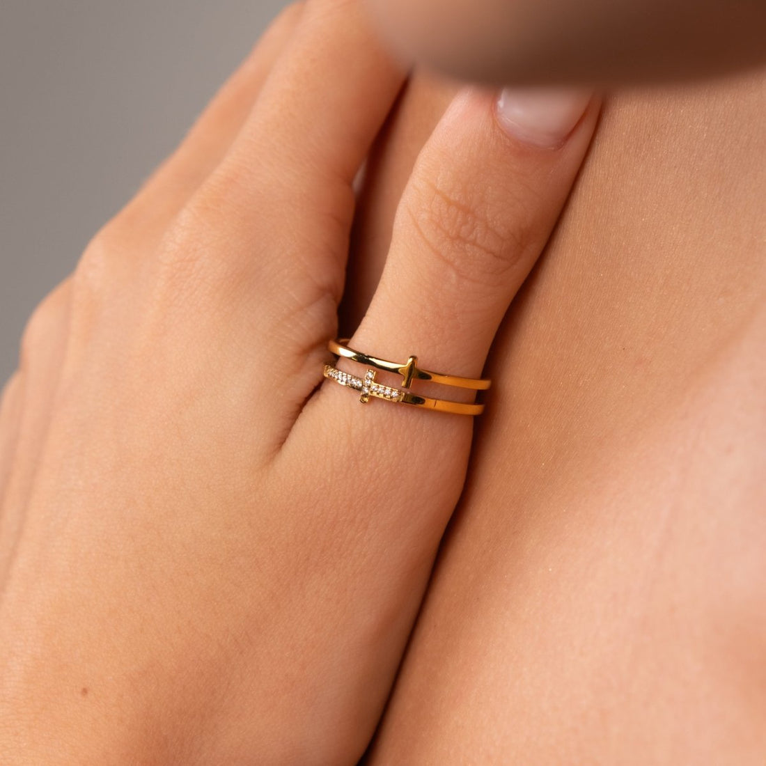 Anel Cruz Banhado em Ouro 18k - Murano Joias