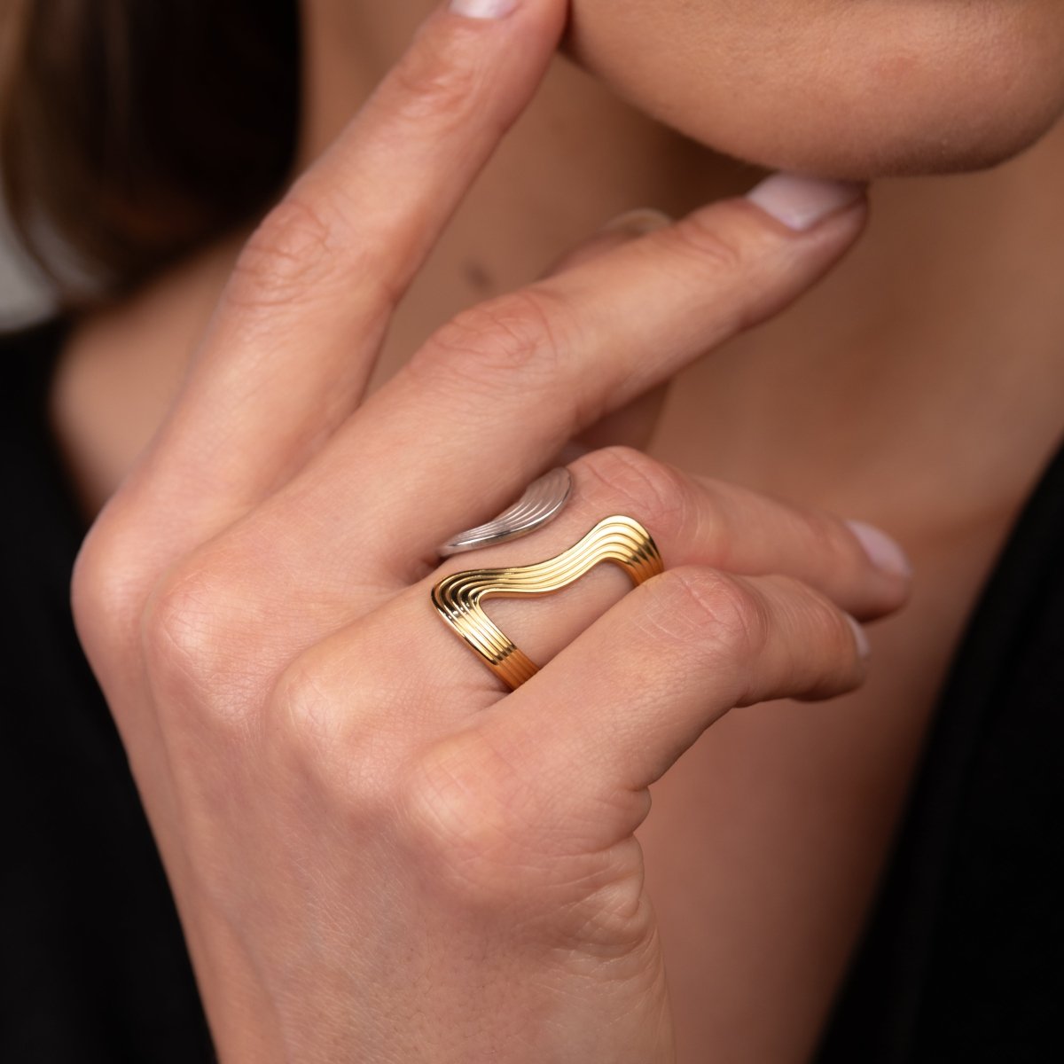 Anel Infinity Ajustável com Mix de Banhos Dourado e Prata - Murano Joias