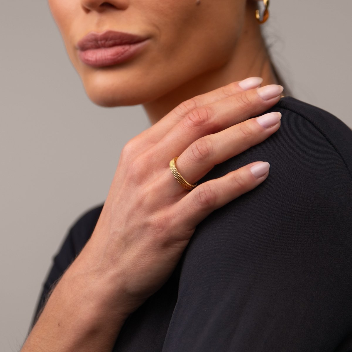 Anel Motion Malha Banhado em Ouro 18K - Murano Joias
