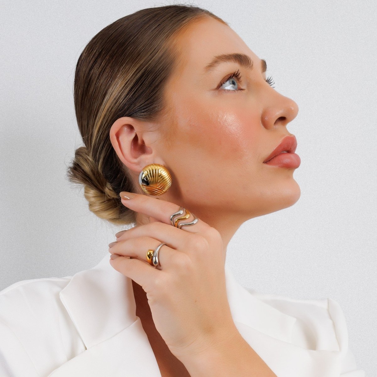 Anel Ondas Ajustável com Mix de Banhos Dourado e Prata - Murano Joias