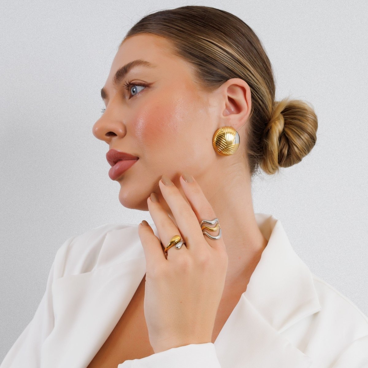 Anel Ondas Ajustável com Mix de Banhos Dourado e Prata - Murano Joias