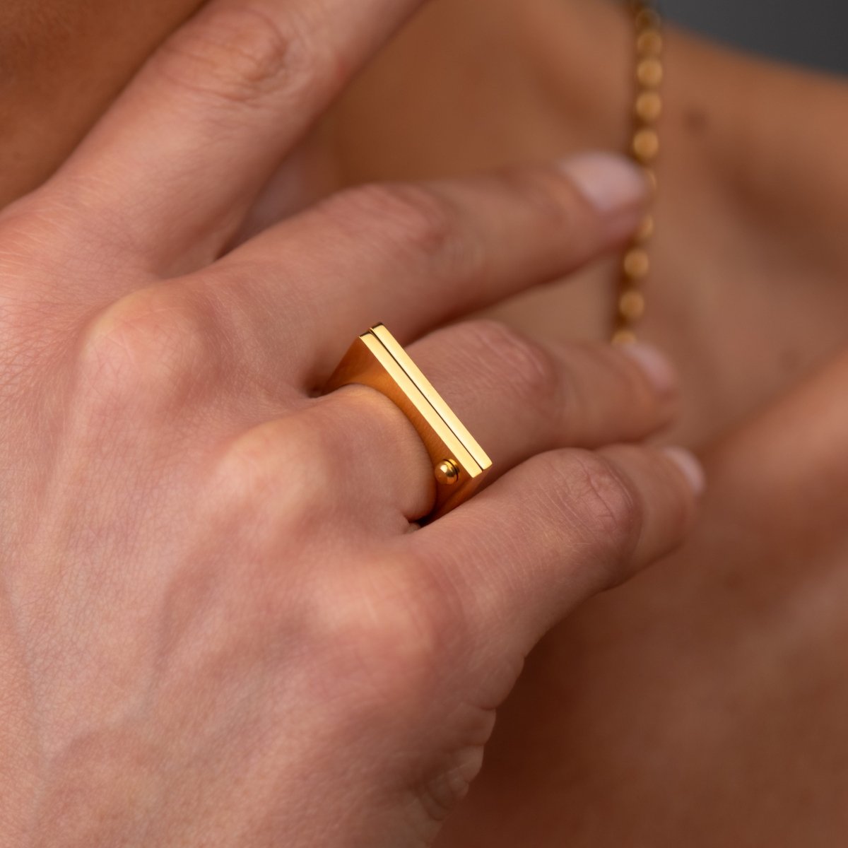 Anel Parafuso Plano Banhado em Ouro 18k - Murano Joias