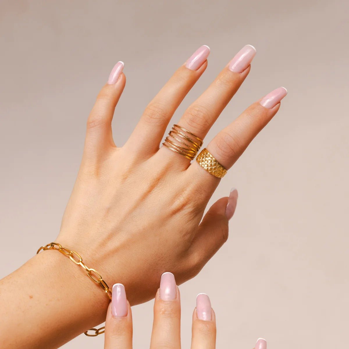 Anel Trama Luxuosa Ajustável Banhado em Ouro 18K - Murano Joias