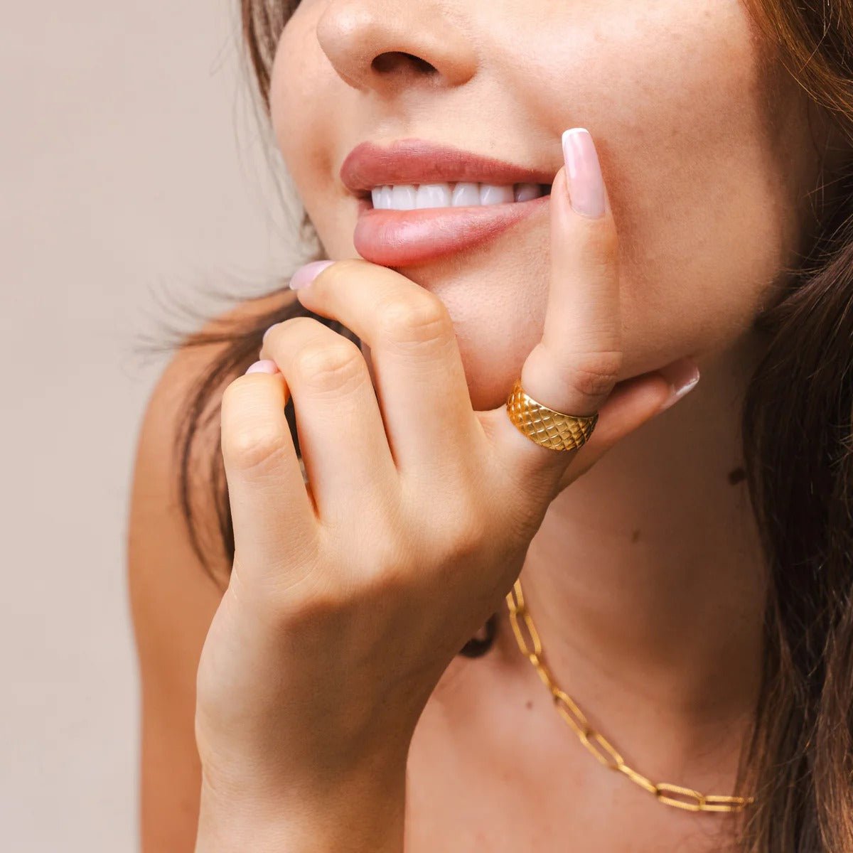 Anel Trama Luxuosa Ajustável Banhado em Ouro 18K - Murano Joias