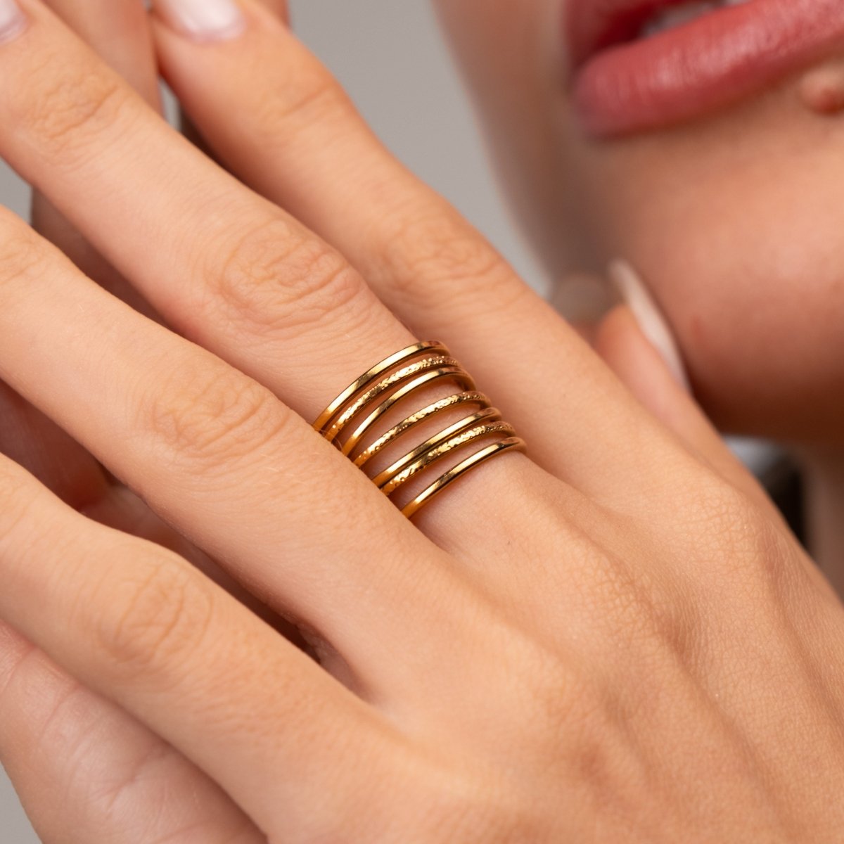 Anel Tramas Ajustável Banhado em Ouro 18K - Murano Joias