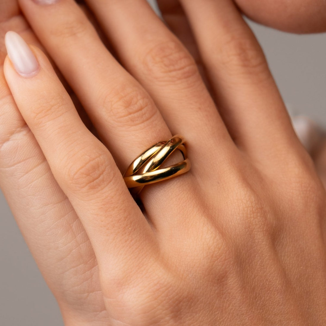 Anel Trindade Banhado em Ouro 18K - Murano Joias