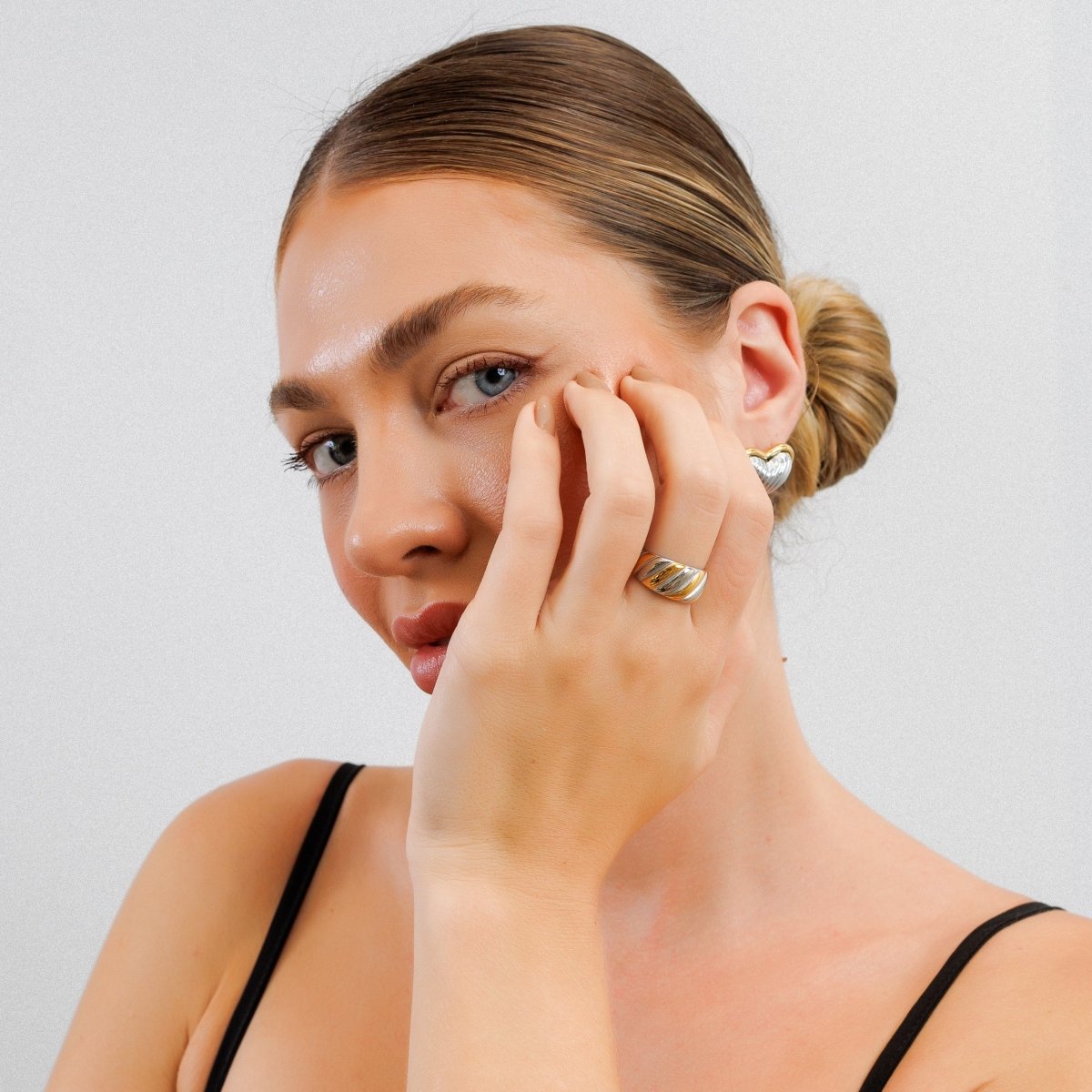 Anel Twist Ajustável com Mix de Banhos Dourado e Prata - Murano Joias