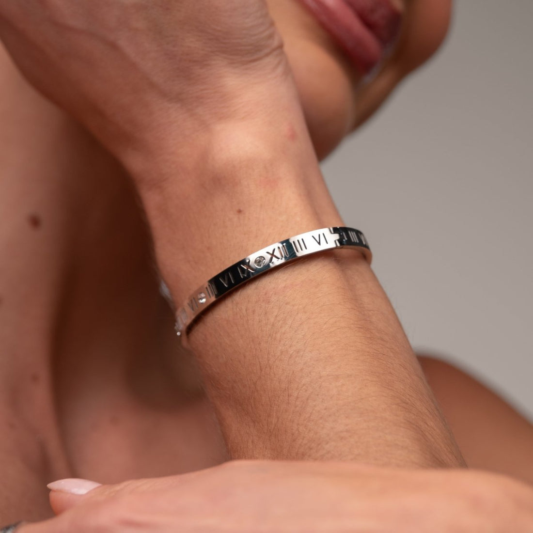 Bracelete Algarismo Romanos - Prata - Murano Joias