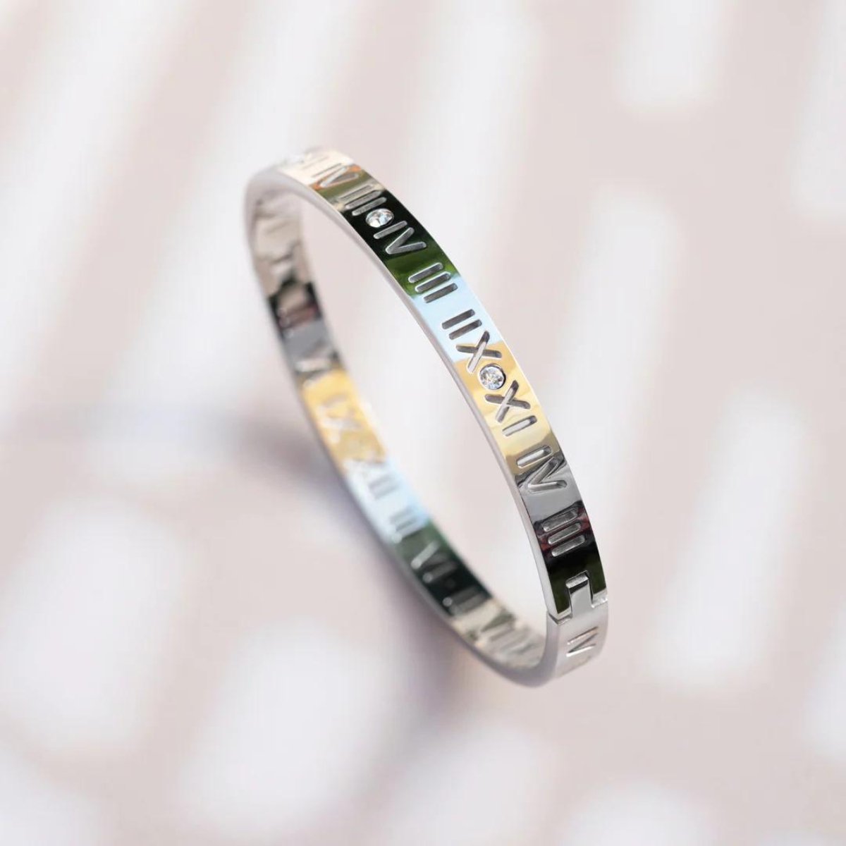 Bracelete Algarismo Romanos - Prata - Murano Joias
