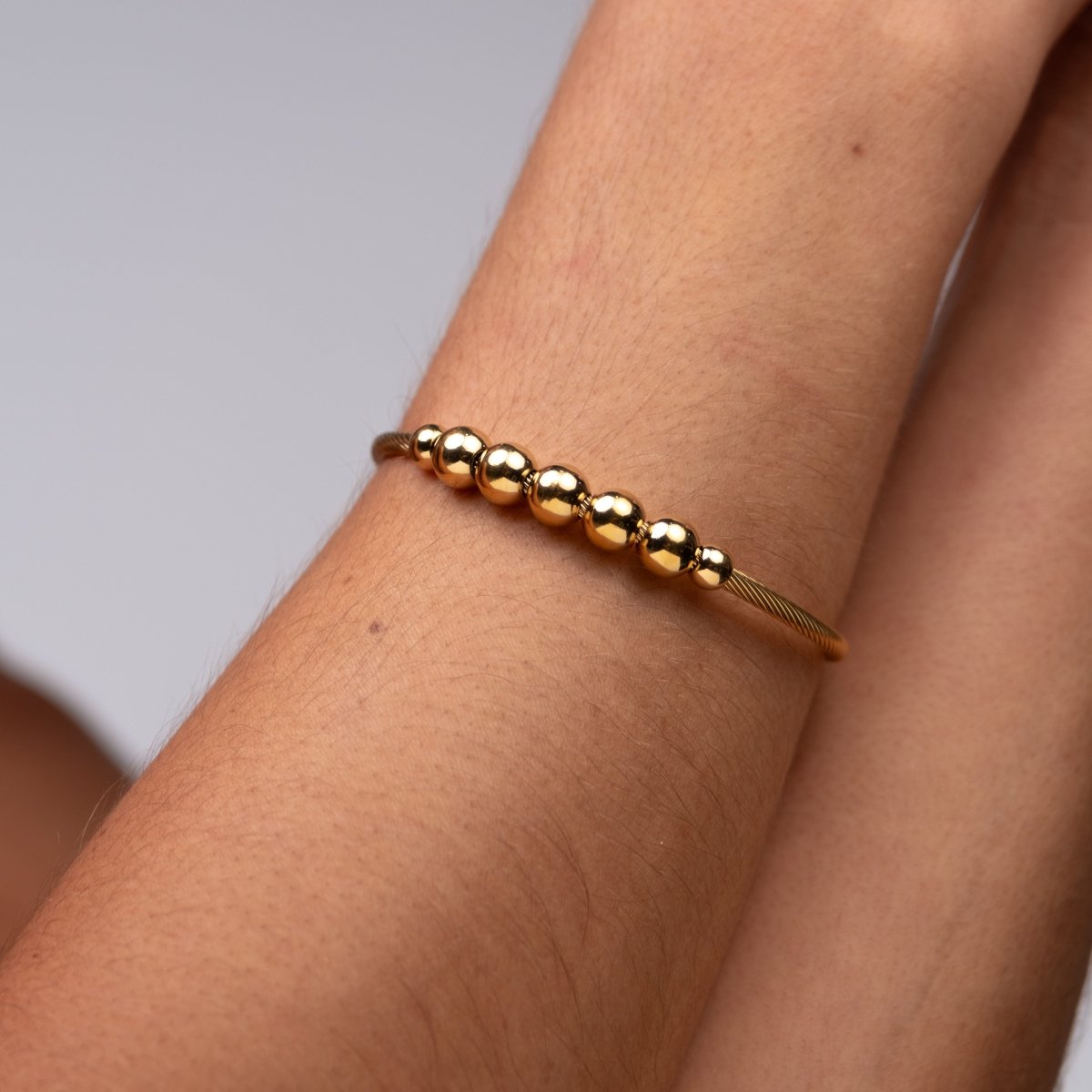 Bracelete Anti-stress Ajustável Esferas Banhado em Ouro 18K - Murano Joias