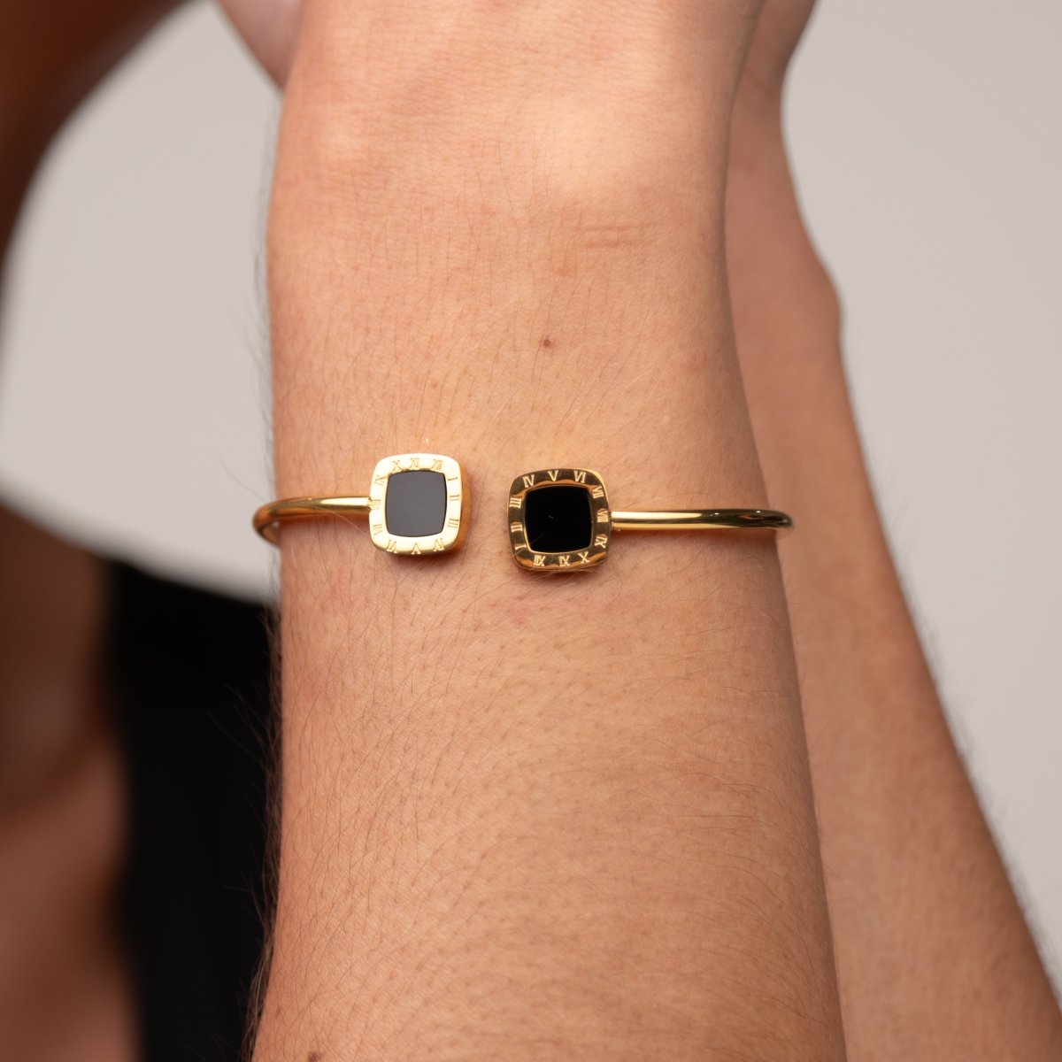 Bracelete Bella Ônix Banhado em Ouro 18k - Murano Joias