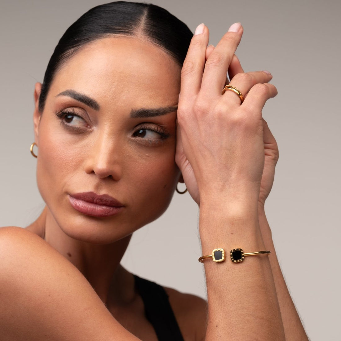 Bracelete Bella Ônix Banhado em Ouro 18k - Murano Joias