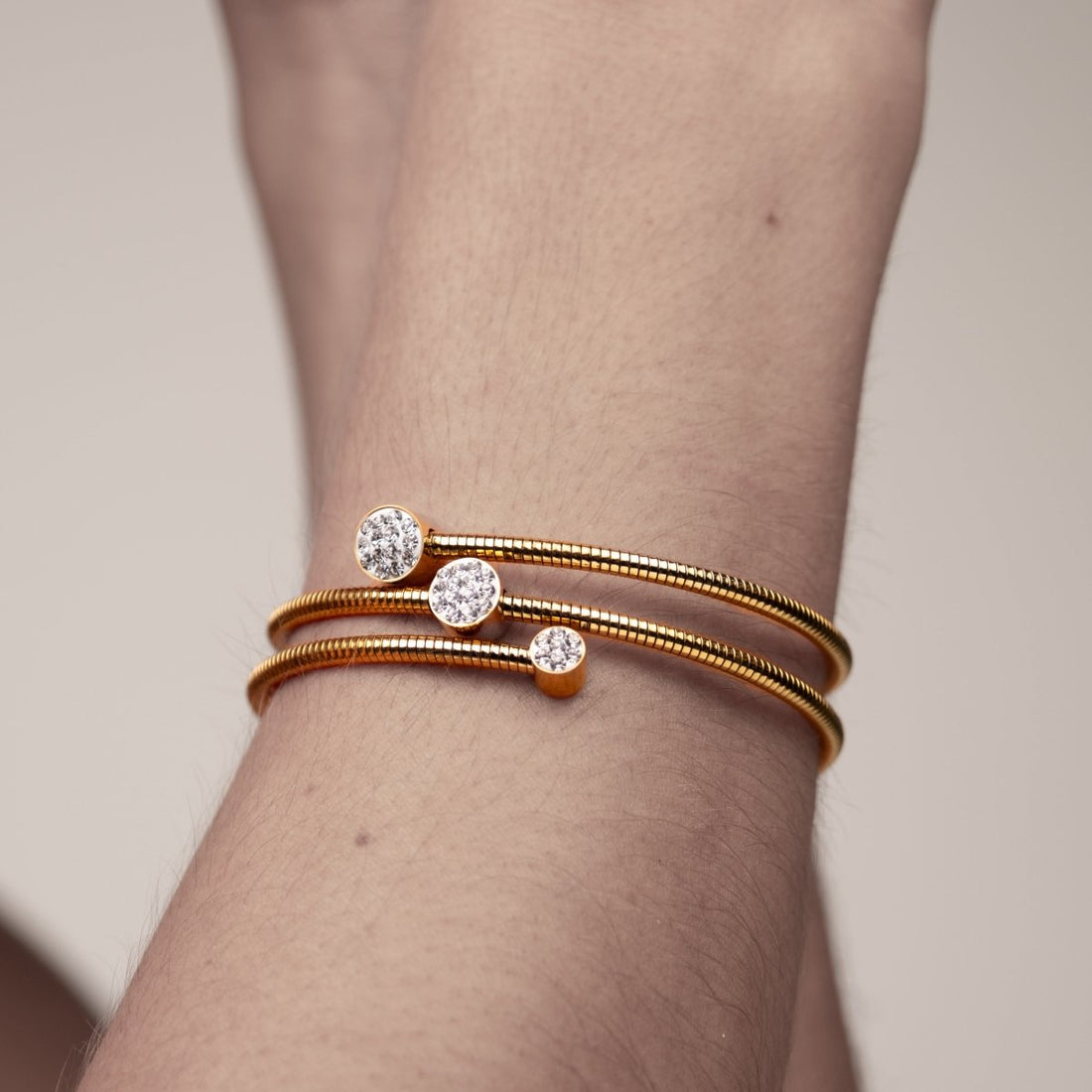 Bracelete Espiral Cristais Banhado em Ouro 18k - Murano Joias