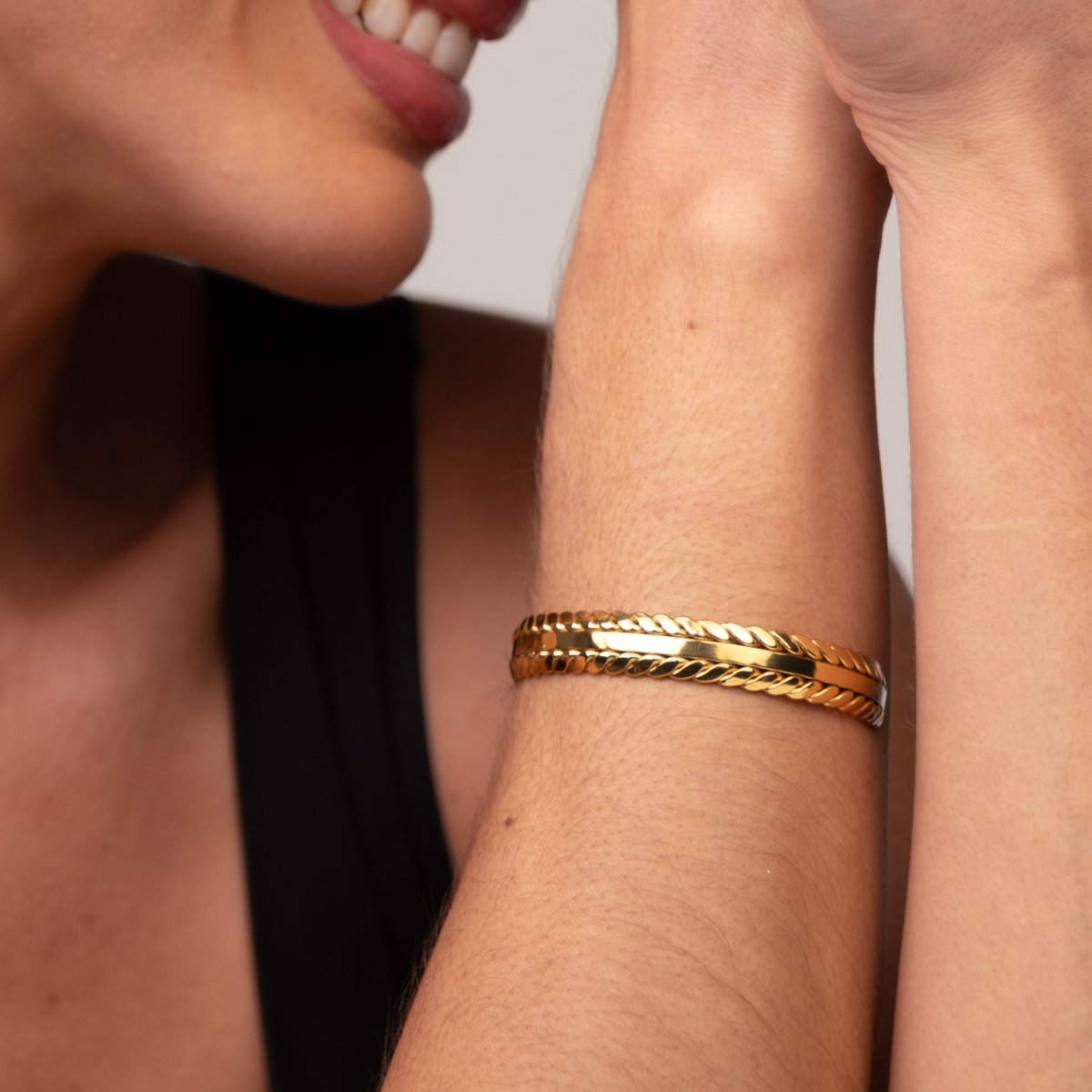 Bracelete Folhas Dourada Banhado em Ouro 18k - Murano Joias