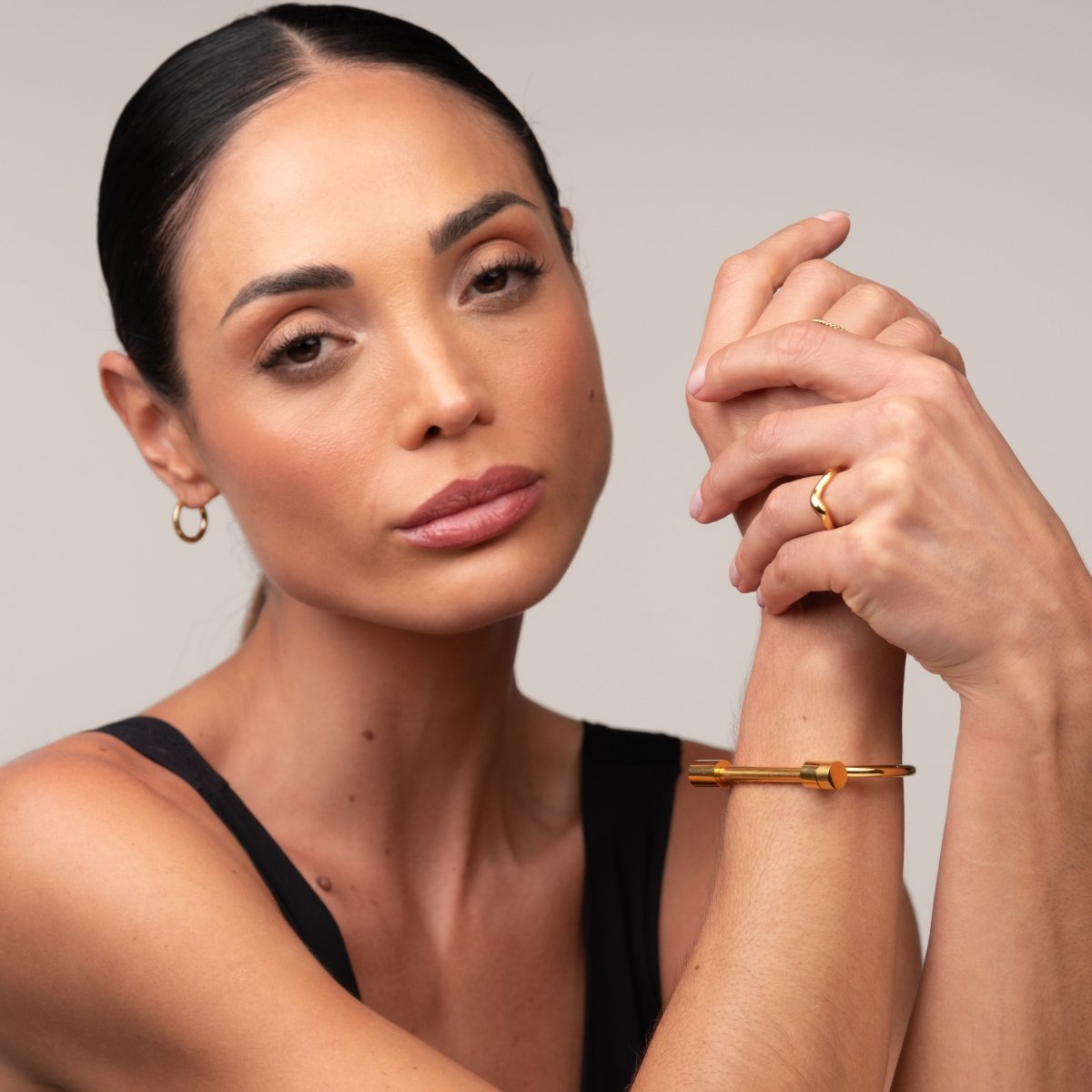 Bracelete Manguito Parafuso Banhado em Ouro 18K - Murano Joias