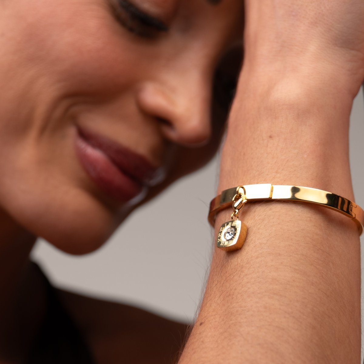 Bracelete Square Charm Banhado em Ouro 18k - Murano Joias