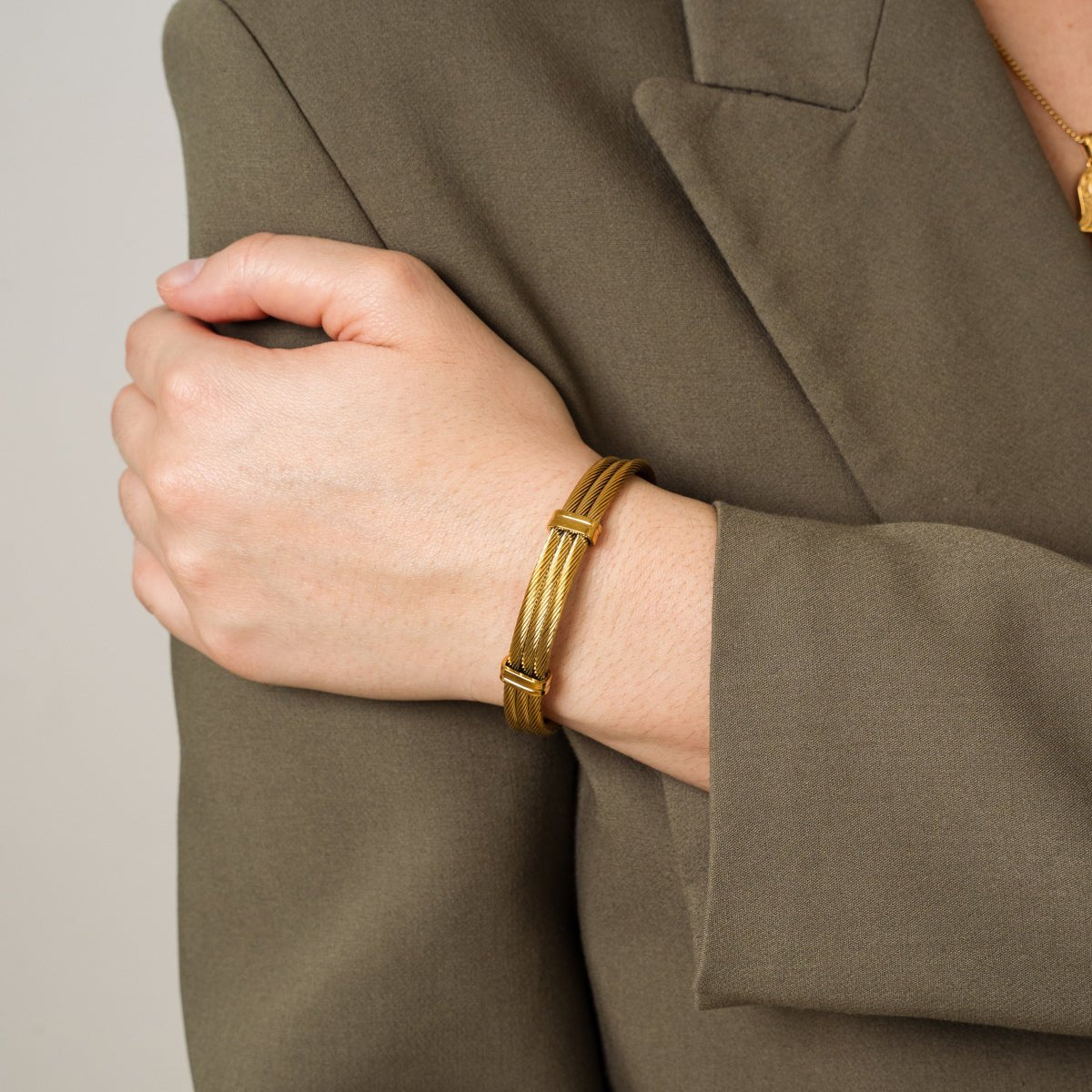 Bracelete Wire Banhado em Ouro 18k - Murano Joias