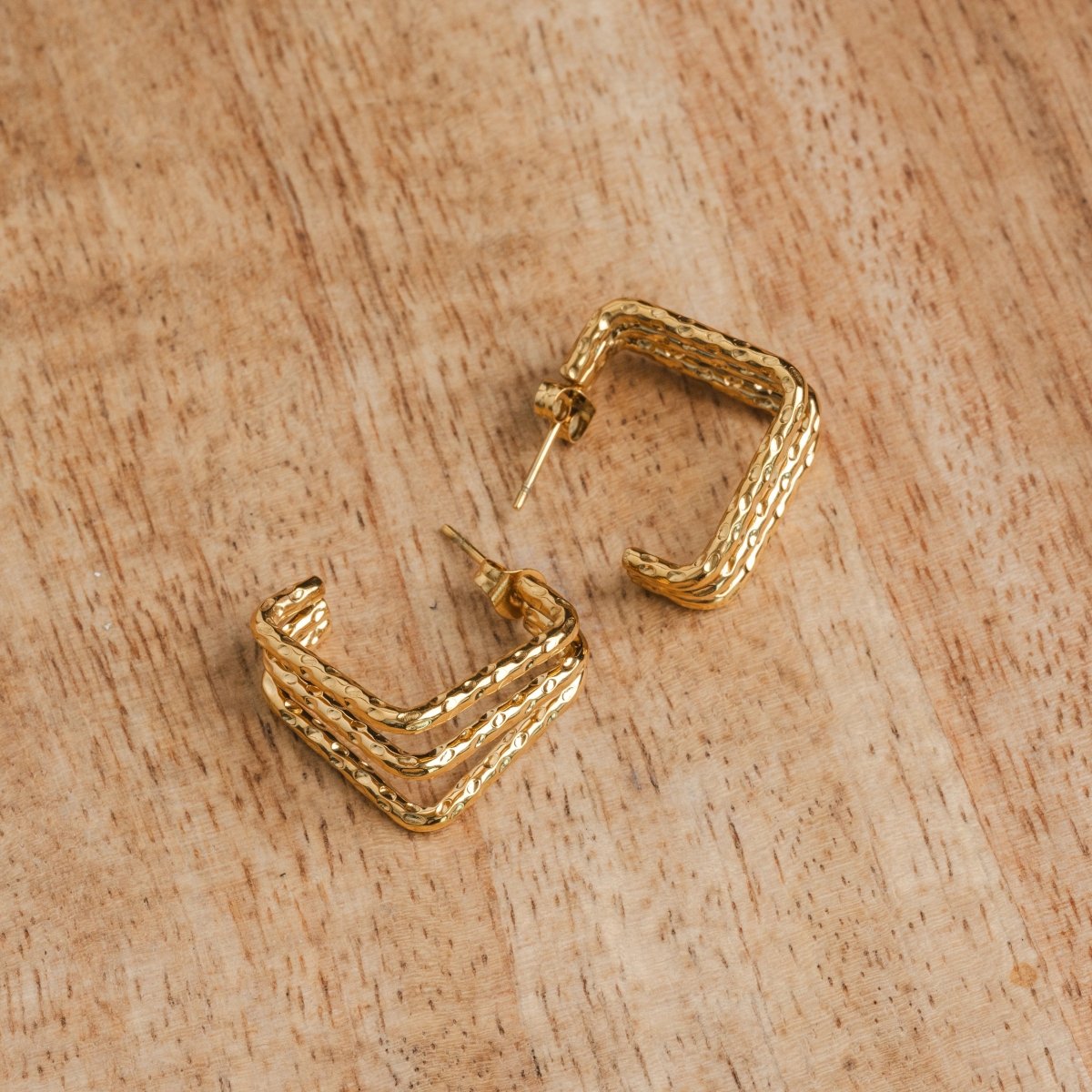 Brinco Amelie Triplo Divisões Banhado em Ouro 18K - Murano Joias