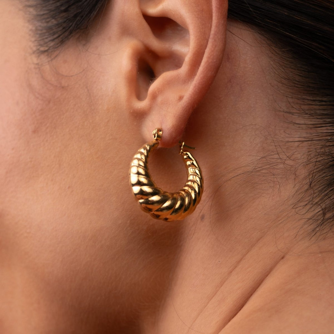 Brinco de Argola Croissant Banhado em Ouro 18K - Murano Joias