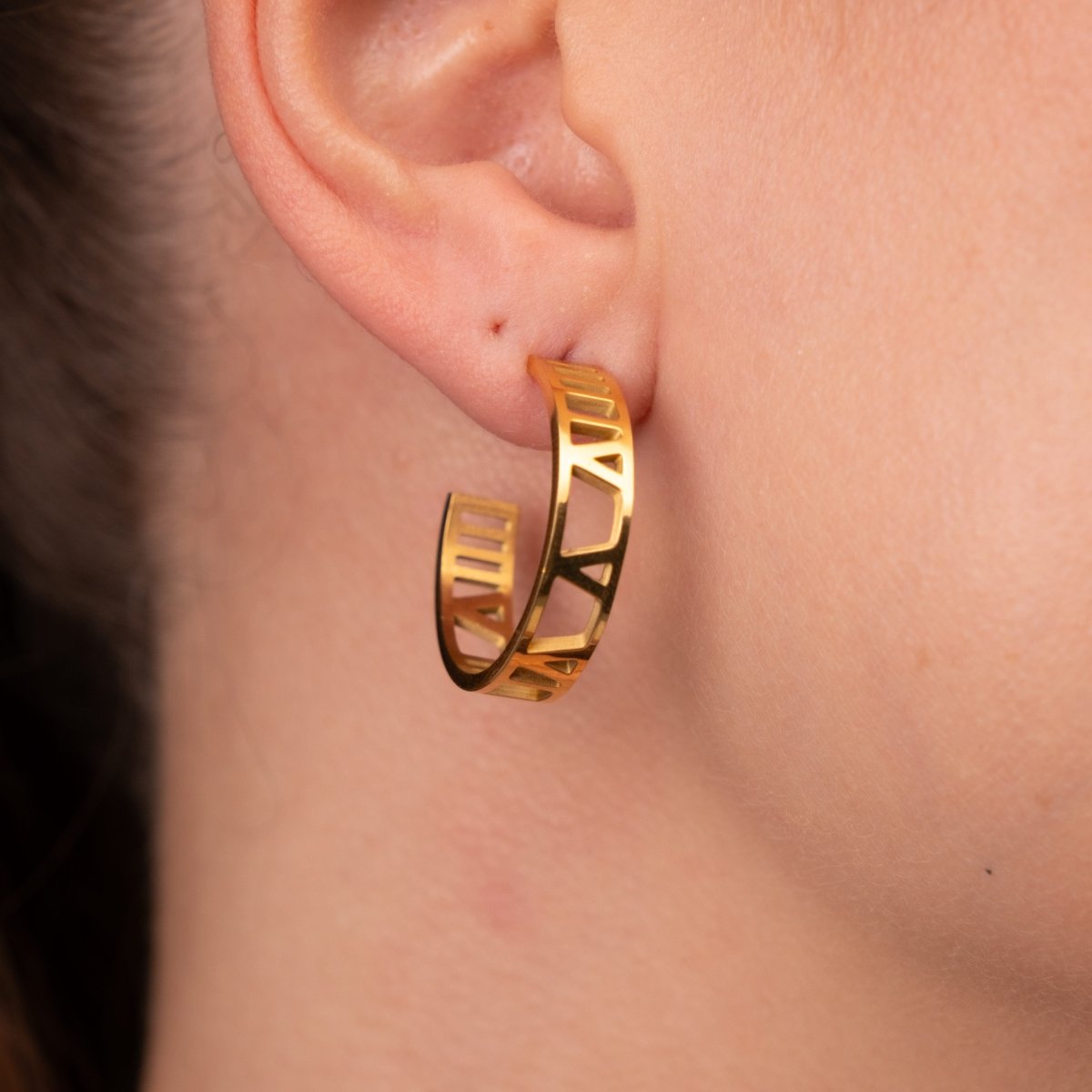 Brinco de Argola Numeral Banhado em Ouro 18K - Murano Joias
