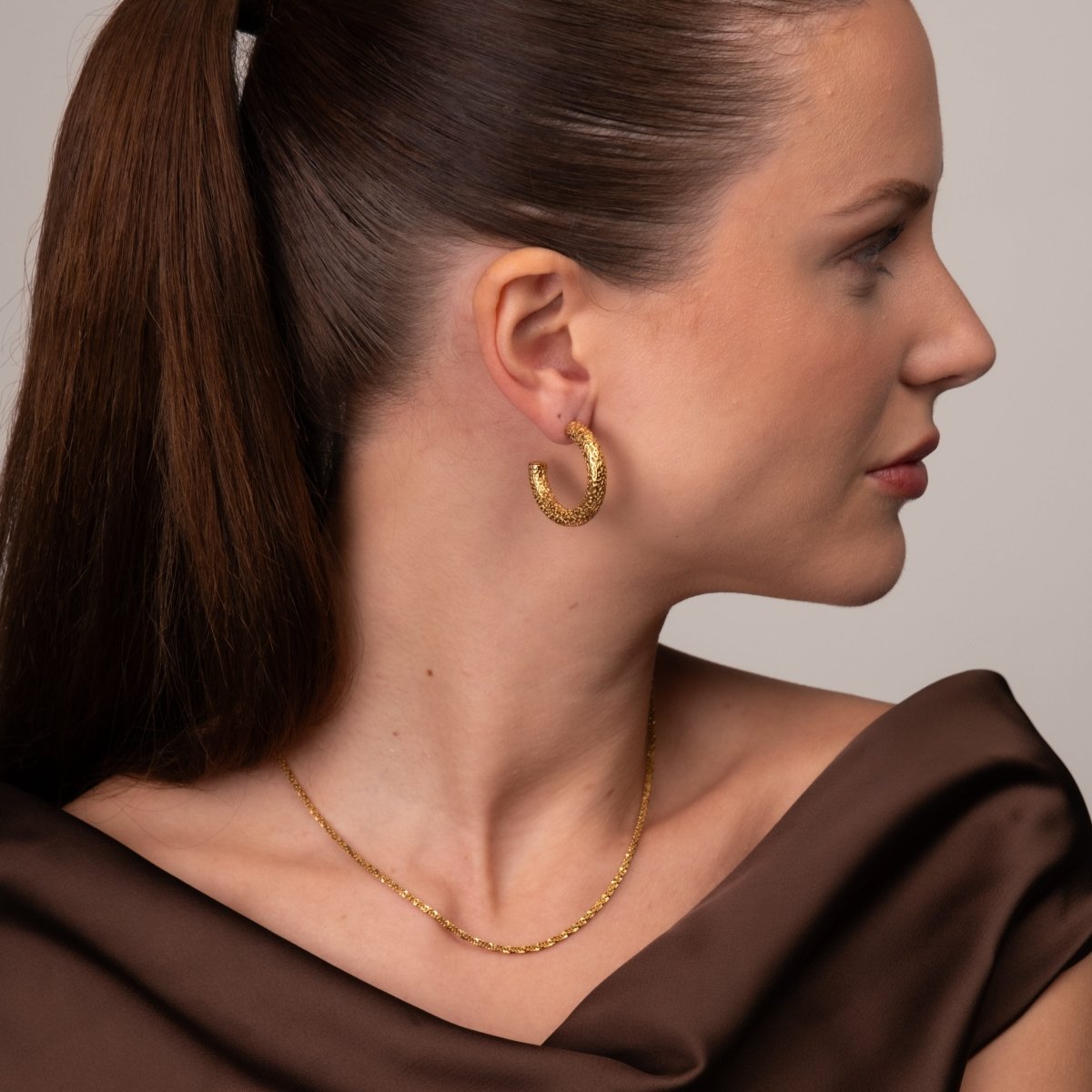 Brinco de Argola Textura Banhado em Ouro 18K - Murano Joias