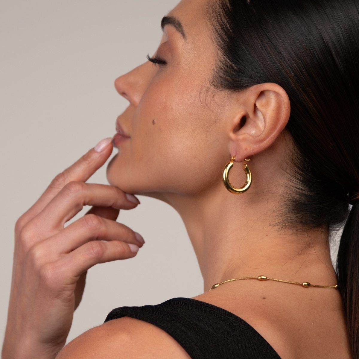 Brinco de Argola Tubo Lele M Banhado em Ouro 18K - Murano Joias