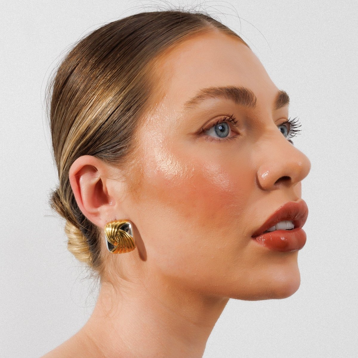 Brinco Spiral Square com Mix de Banhos Dourado e Prata - Murano Joias