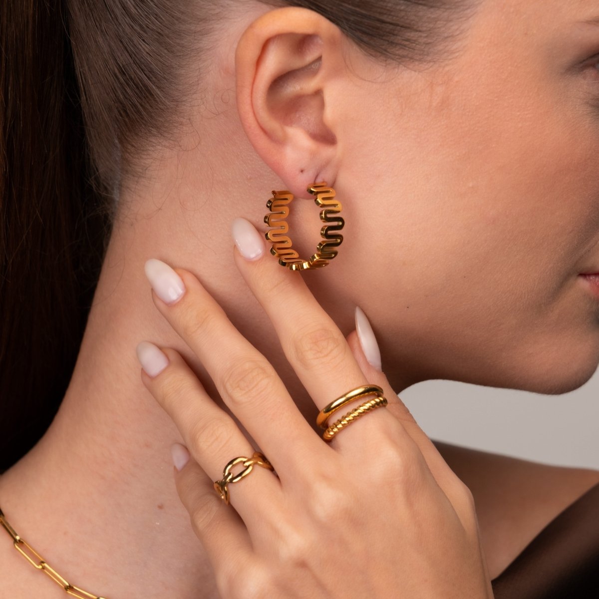 Brinco Zig Zag Banhado em Ouro 18k - Murano Joias