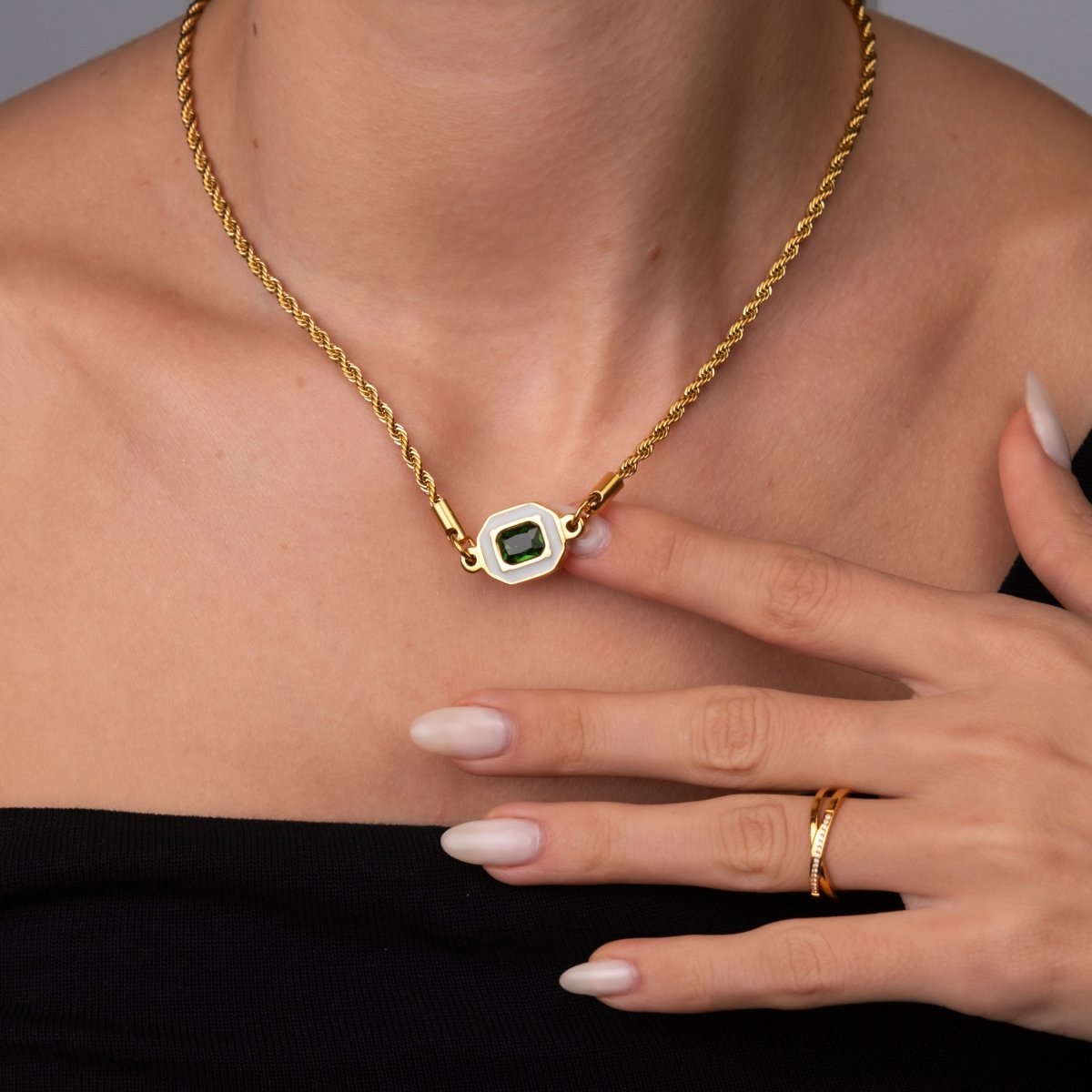 Colar Aura Esmeralda Banhado em Ouro 18K - Murano Joias