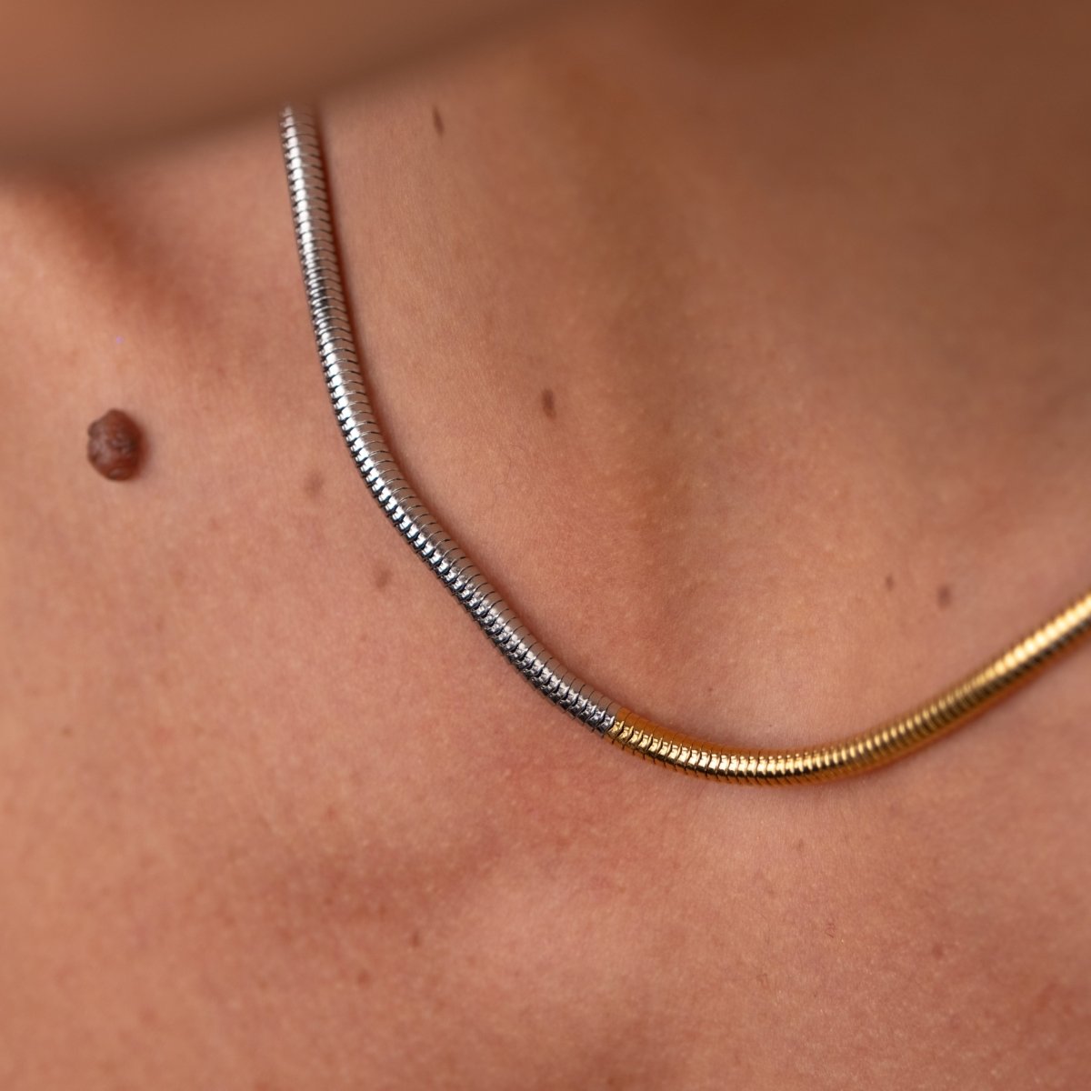 Colar Contraste Malha Banhado em Ouro 18K - Murano Joias