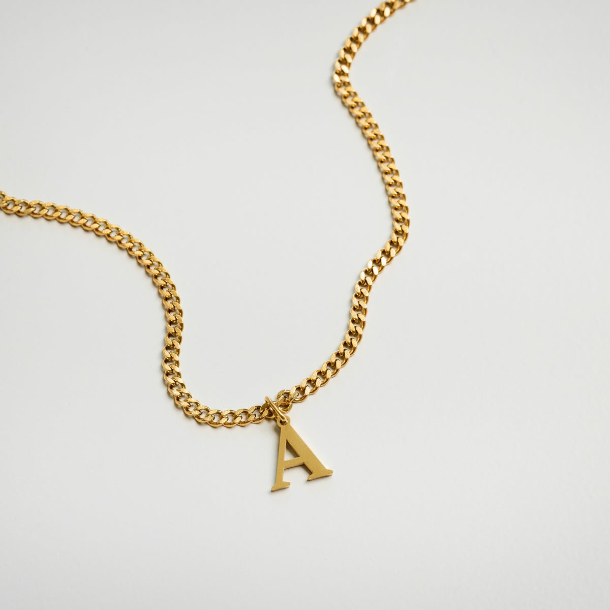 Colar Letra Inicial Chain Banhado em Ouro 18K - Murano Joias