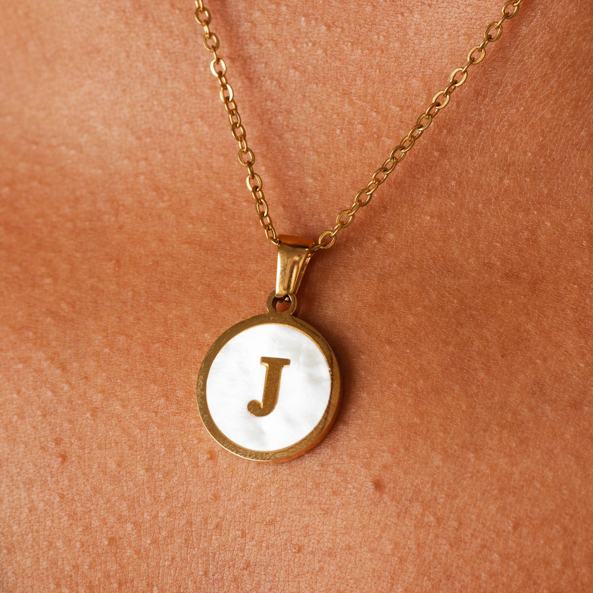 Colar Letra Inicial Marble Banhado em Ouro 18K - Murano Joias