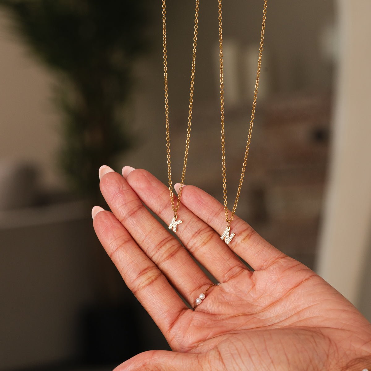 Colar Letra Inicial Stone Banhado em Ouro 18K - Murano Joias
