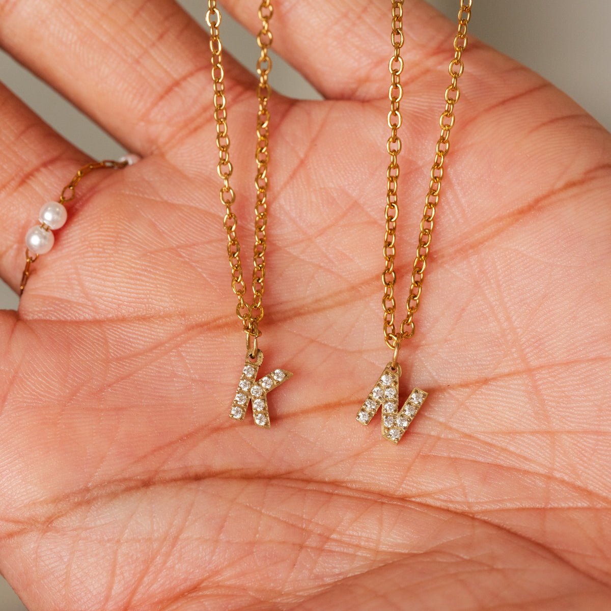 Colar Letra Inicial Stone Banhado em Ouro 18K - Murano Joias