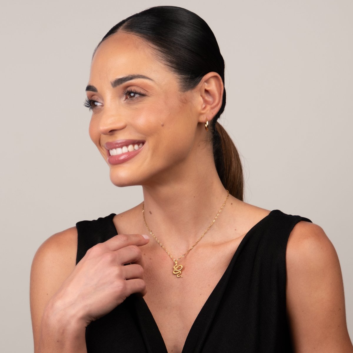Colar Serpente Pingente Banhado em Ouro 18K - Murano Joias