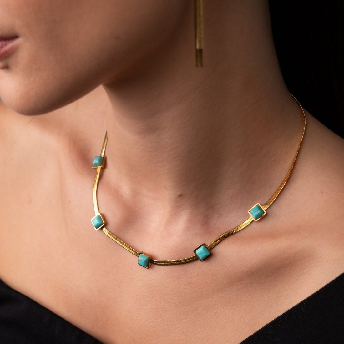 Colar Solstício Pingente Banhado em Ouro 18K - Murano Joias