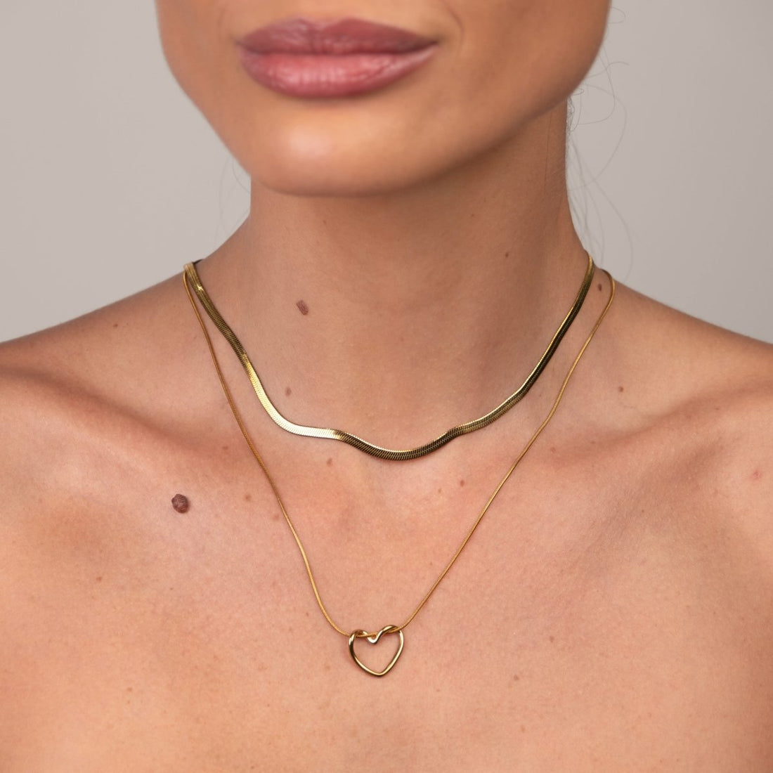 Mix de Colares Coração Minimalista Banhado em Ouro 18K - Murano Joias