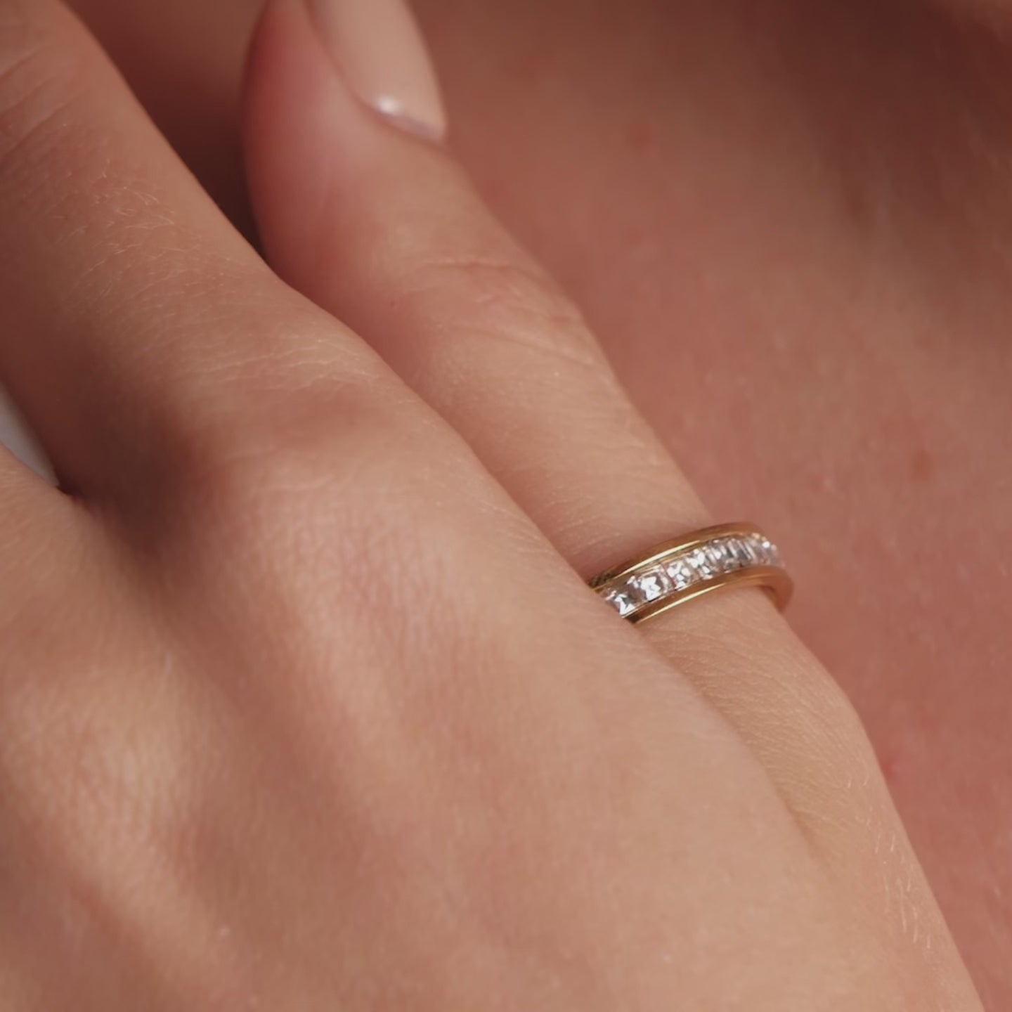 Anel Brilhante Banhado em Ouro 18K