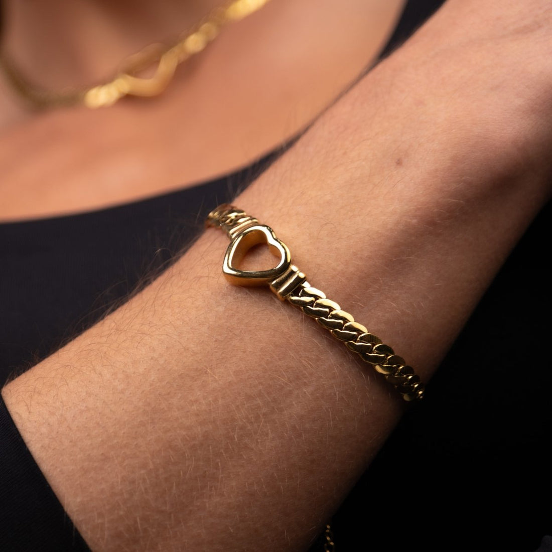 Pulseira Coração Minimalista Banhado em Ouro 18K - Murano Joias