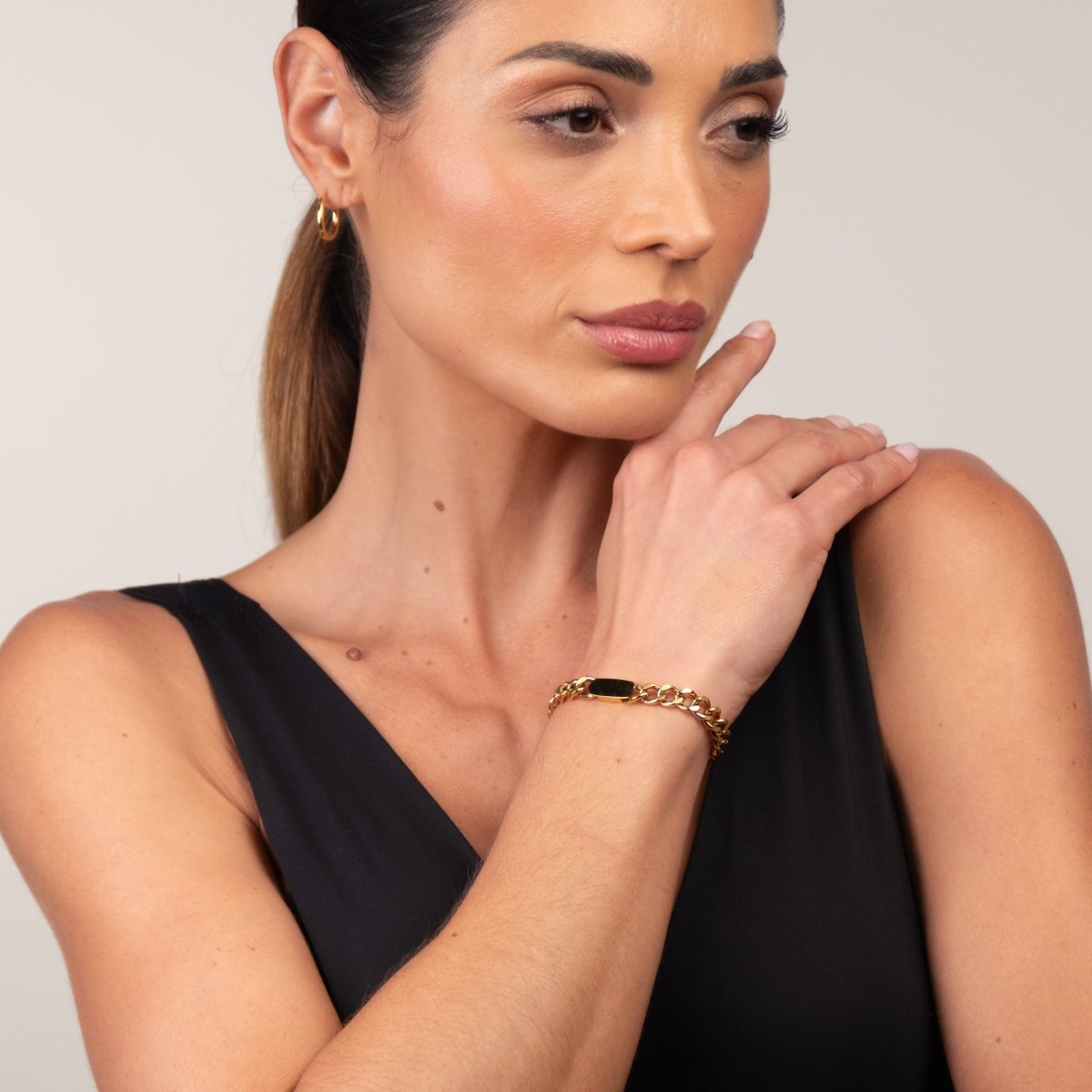 Pulseira de Corrente Pingente Retangular Banhada em Ouro 18k - Murano Joias
