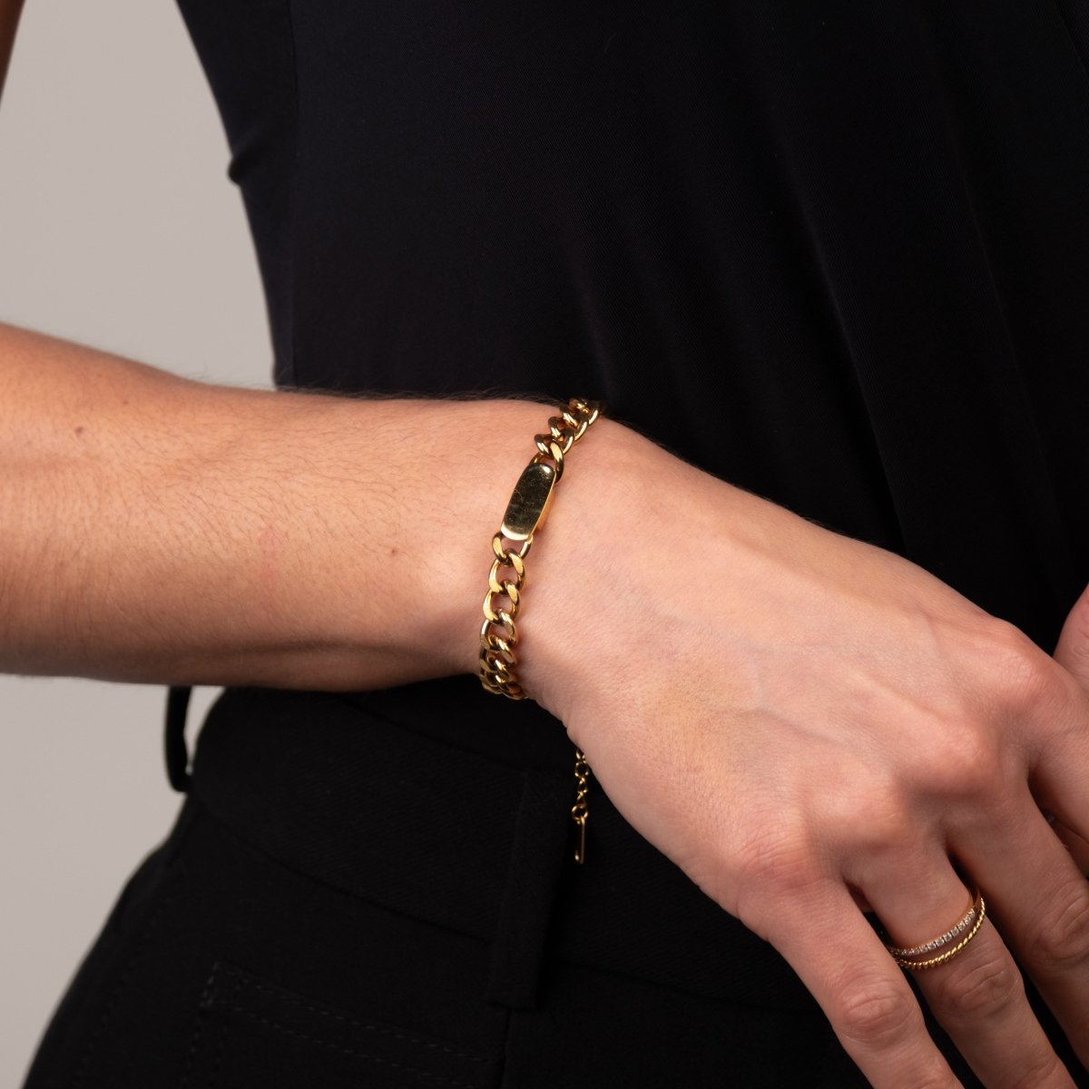 Pulseira de Corrente Pingente Retangular Banhada em Ouro 18k - Murano Joias