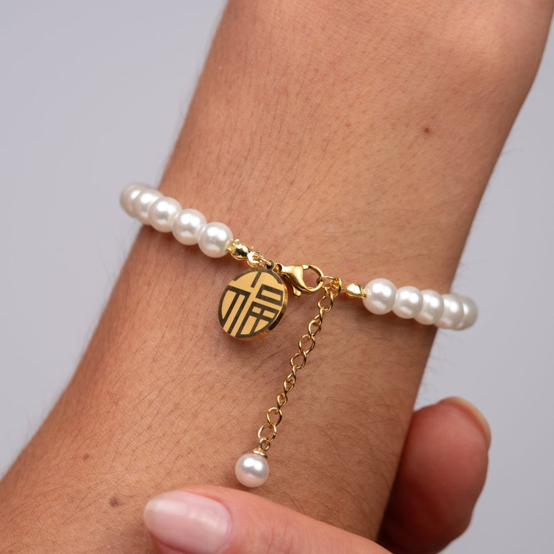 Pulseira de Pérolas Charm Banhada em Ouro 18K - Murano Joias