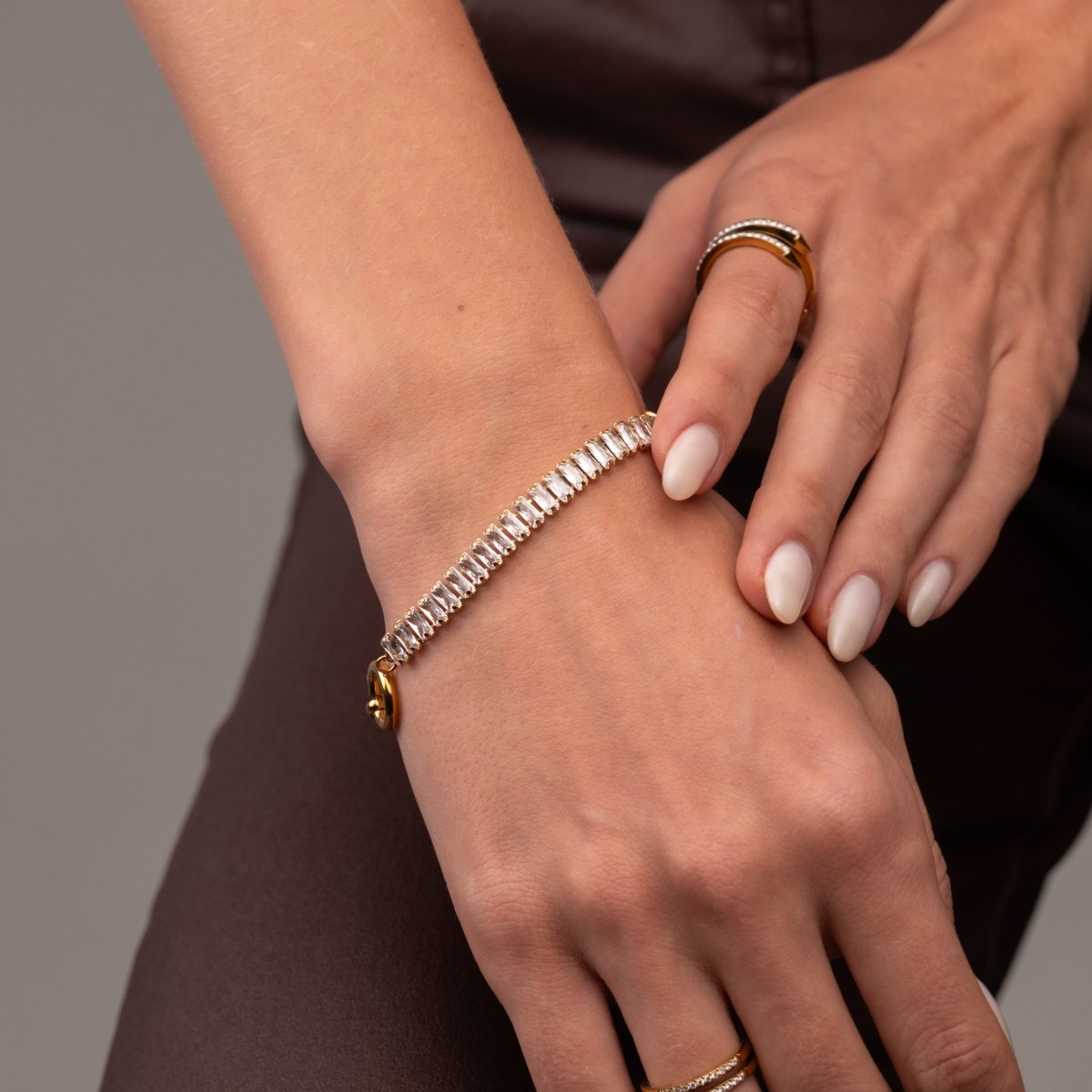 Pulseira Lock Riviera Baguete Banhado em Ouro 18K - Murano Joias