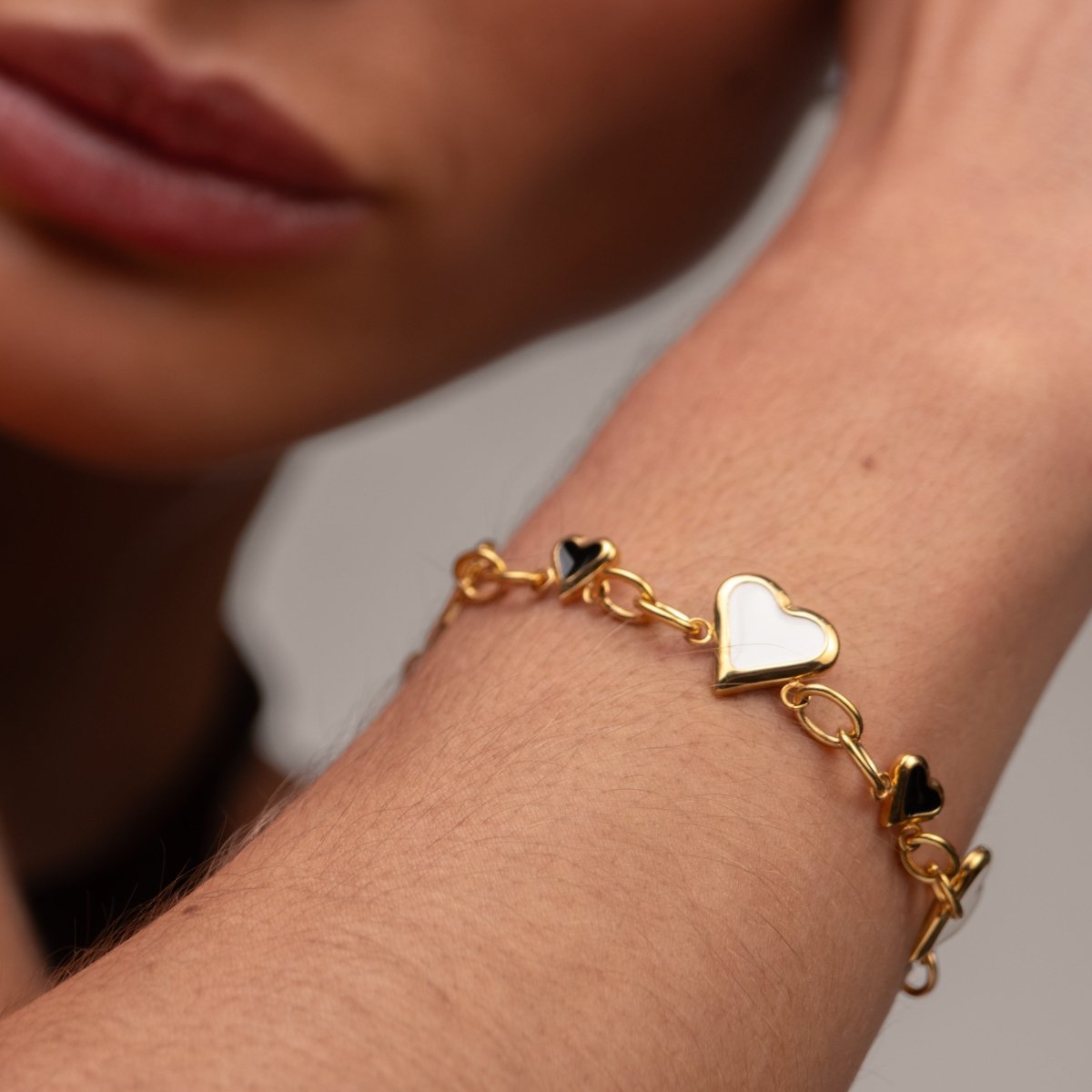 Pulseira Love Glow Monocromático Banhado em Ouro 18K - Murano Joias
